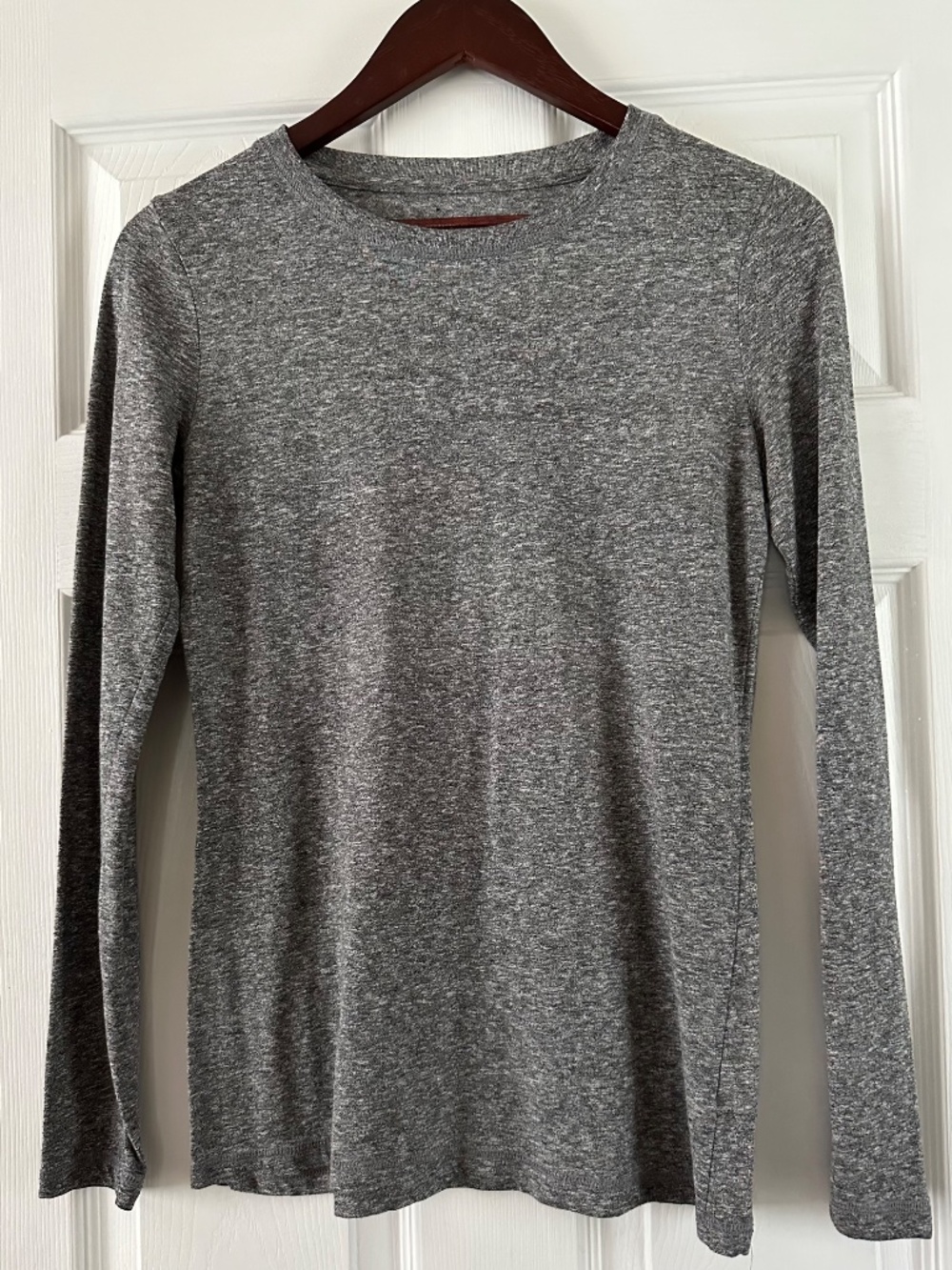 Mossimo Supply Heather Gray Long Sleeve Shirt Size M EUC
